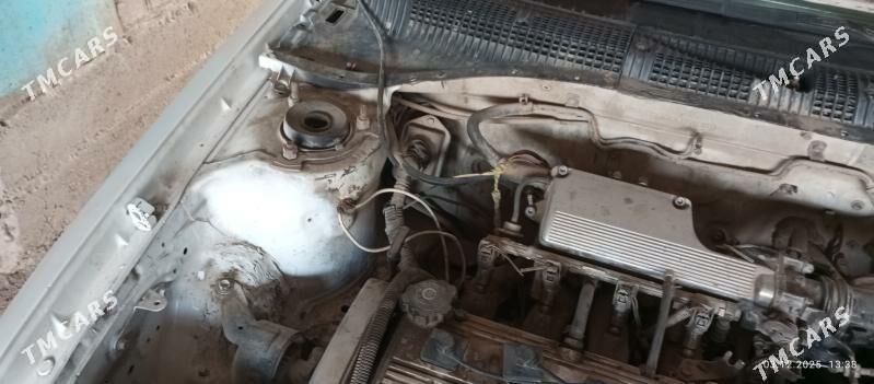 Toyota Carina 1994 - 55 000 TMT - Халач - img 8