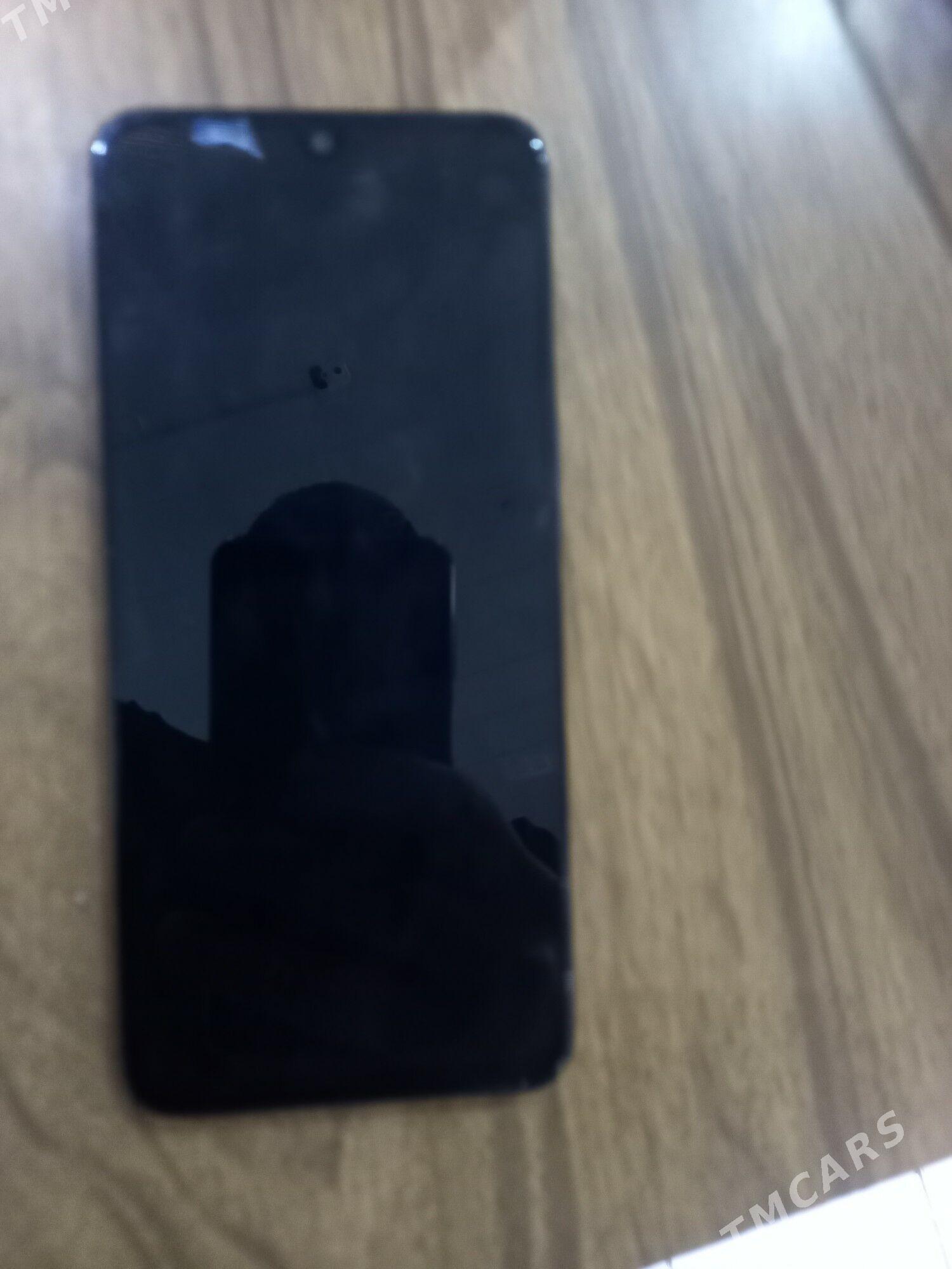 TCL 30 - 1 mkr - img 2