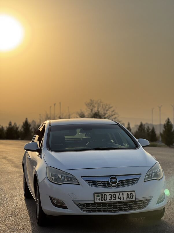 Opel Astra 2010 - 130 000 TMT - Aşgabat - img 6