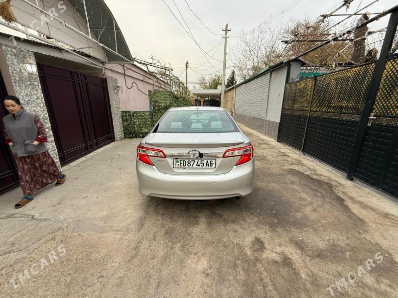 Toyota Camry 2012 - 230 000 TMT - 30 мкр - img 1