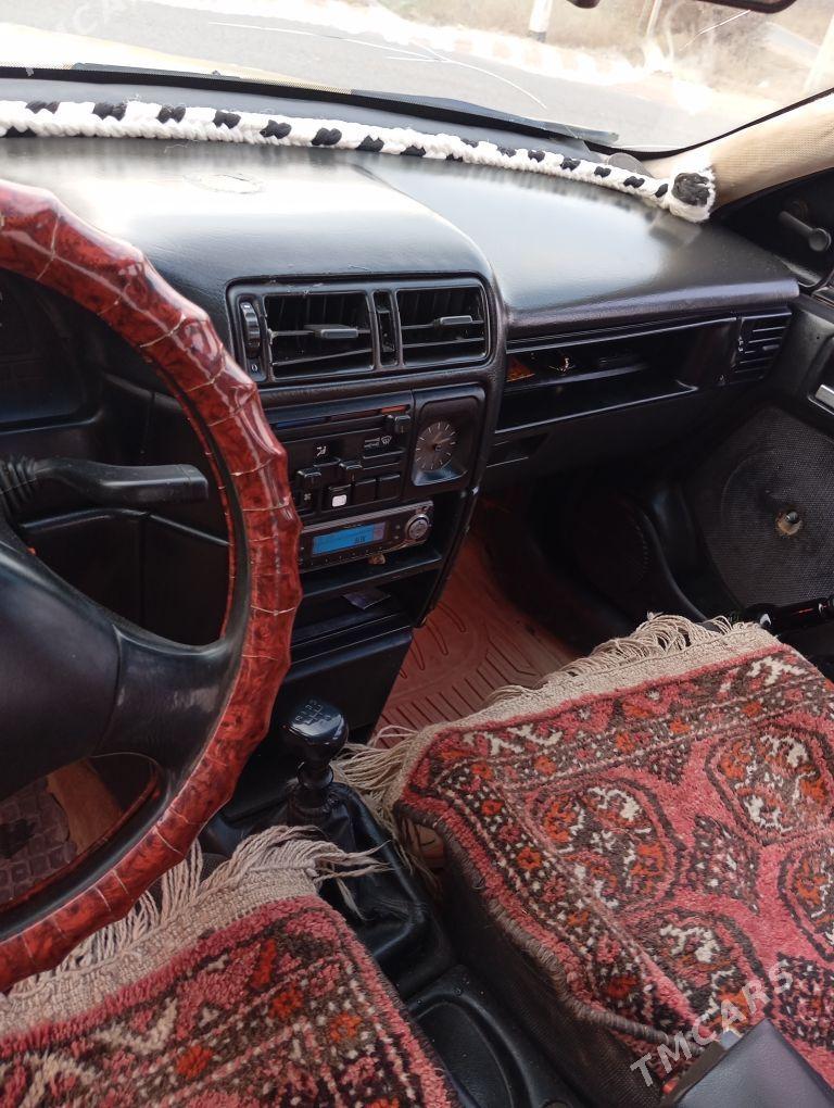 Opel Vectra 1989 - 24 000 TMT - Şabat etr. - img 4