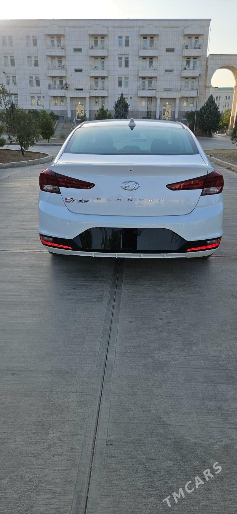 Hyundai Elantra 2020 - 240 000 TMT - Кëши - img 3