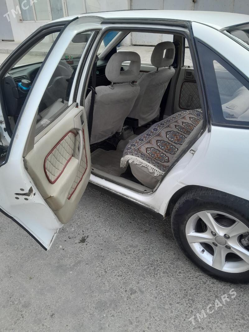 Opel Vectra 1991 - 45 000 TMT - Ak bugdaý etraby - img 7