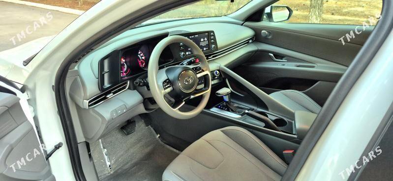 Hyundai Elantra 2021 - 215 000 TMT - Ашхабад - img 9