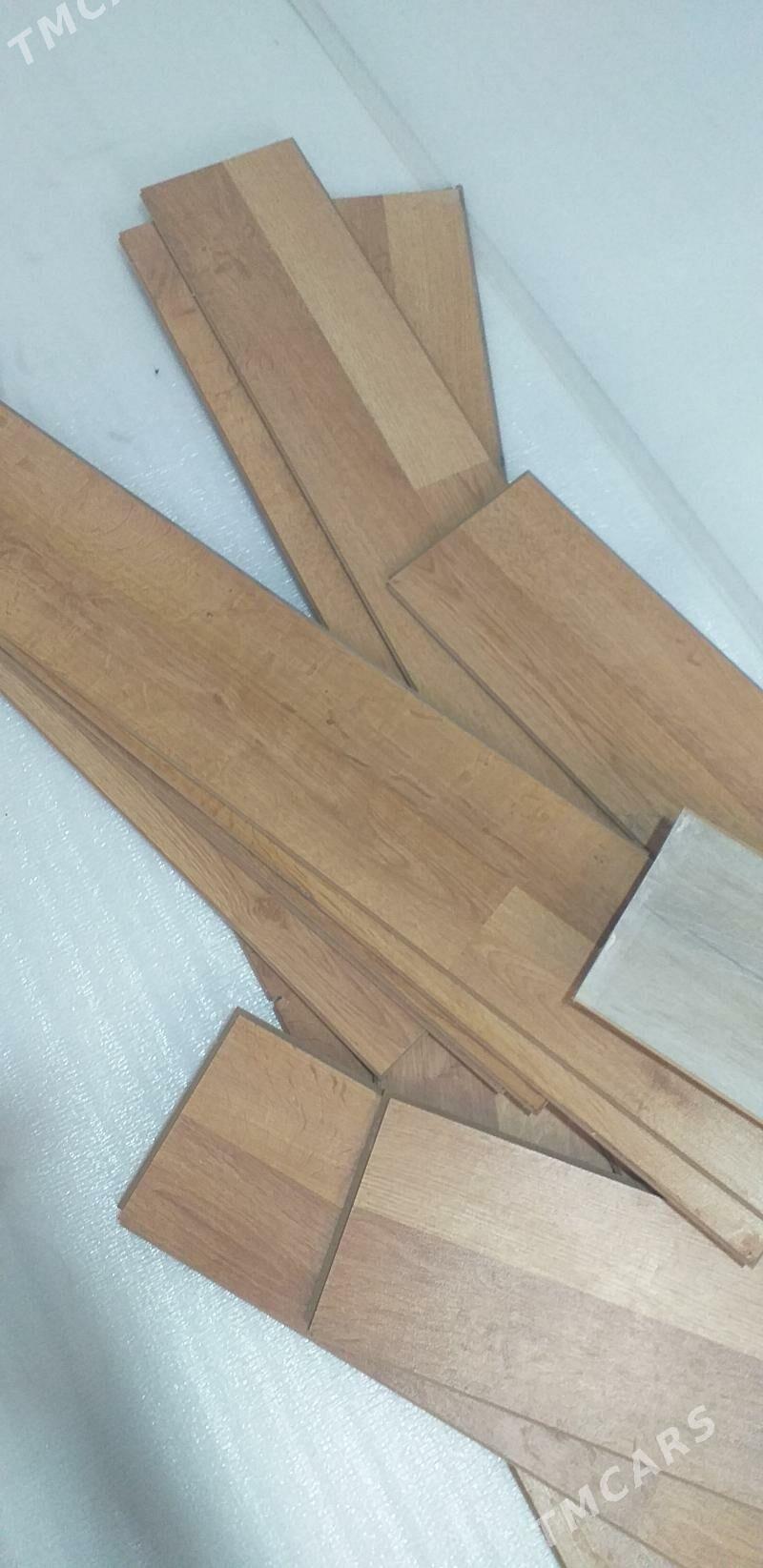 laminat - Ýaşlyk - img 2