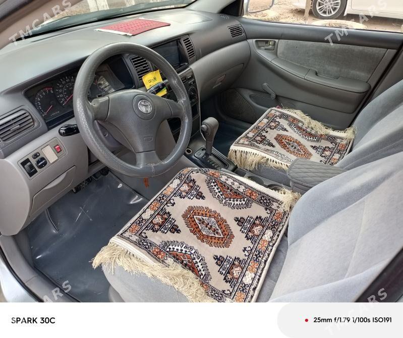 Toyota Corolla 2003 - 125 000 TMT - Бабадайхан - img 6