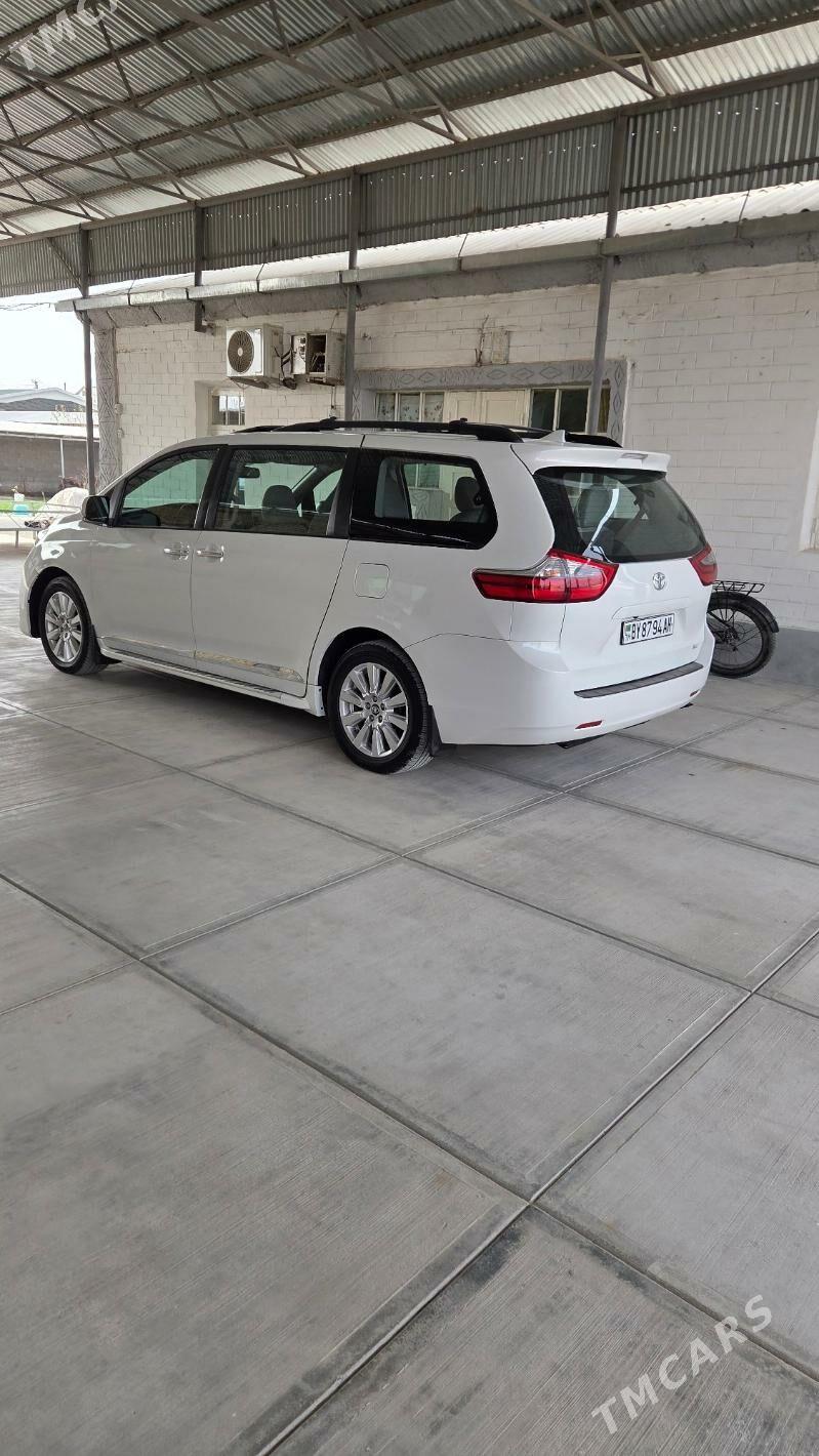 Toyota Sienna 2019 - 385 000 TMT - Gökdepe - img 3