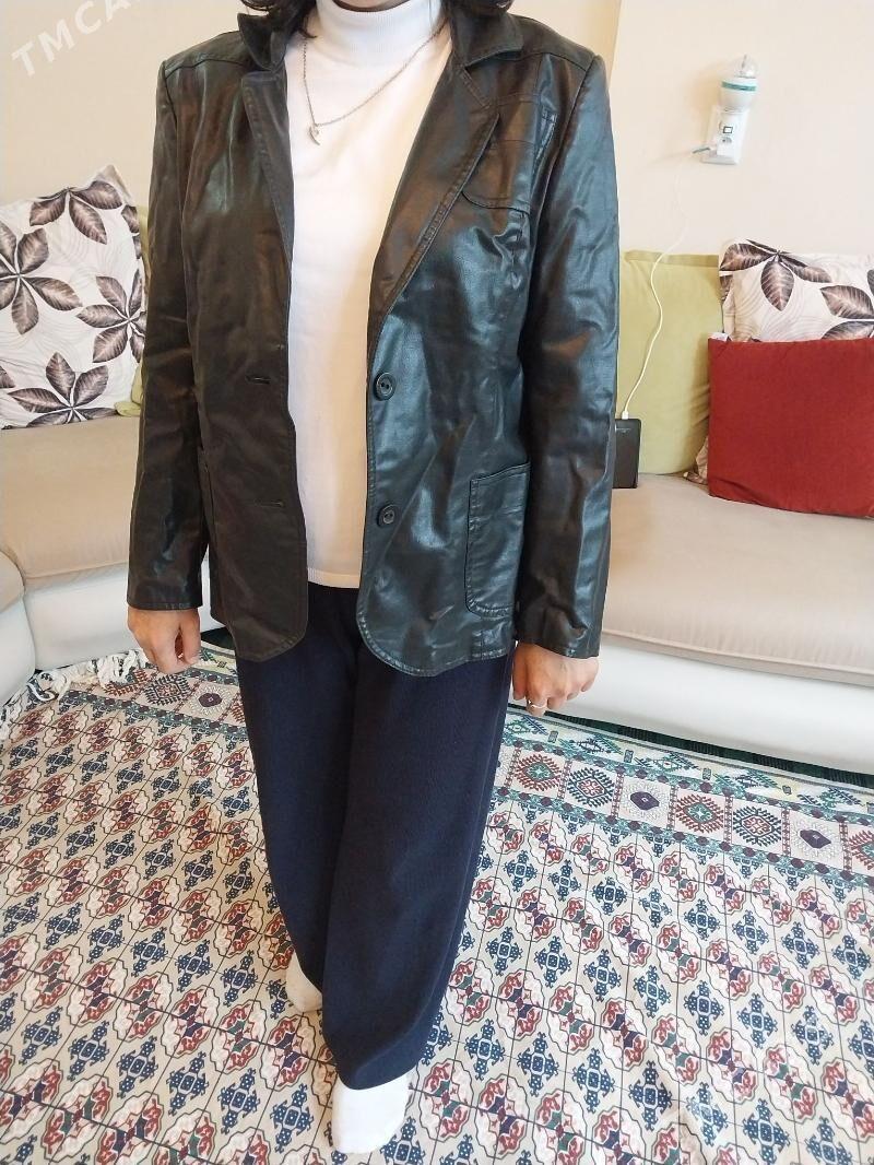 Чёрный женский пиджак - Туркменбаши - img 2