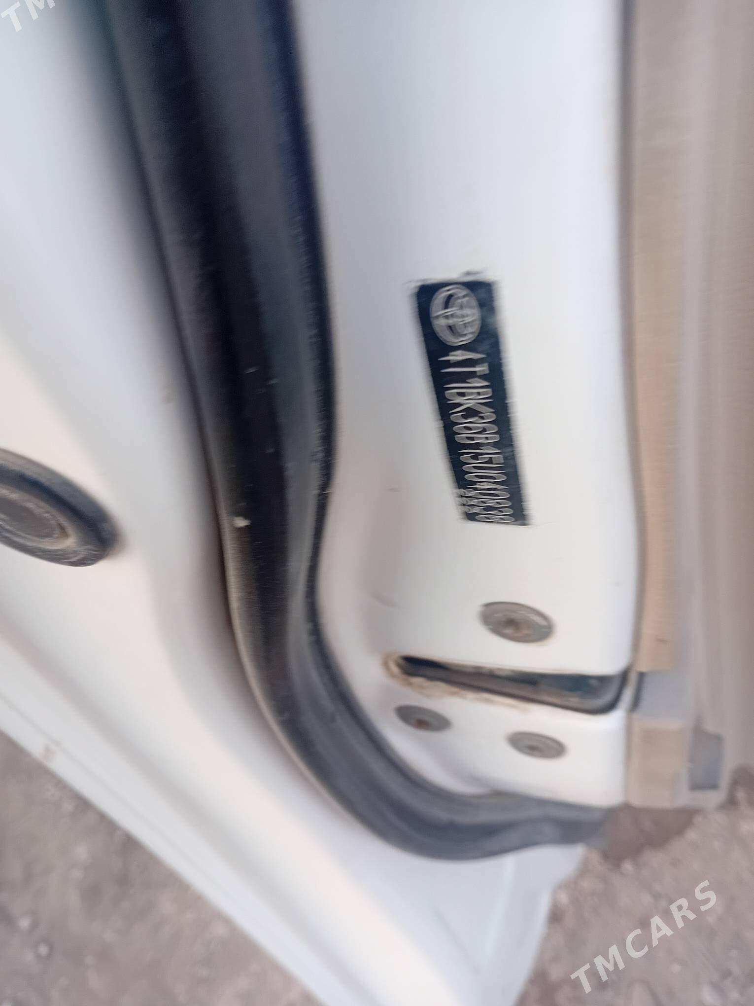 Toyota Avalon 2005 - 240 000 TMT - Теджен - img 6