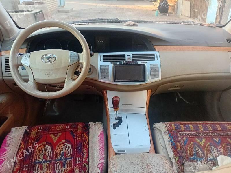 Toyota Avalon 2005 - 240 000 TMT - Теджен - img 4