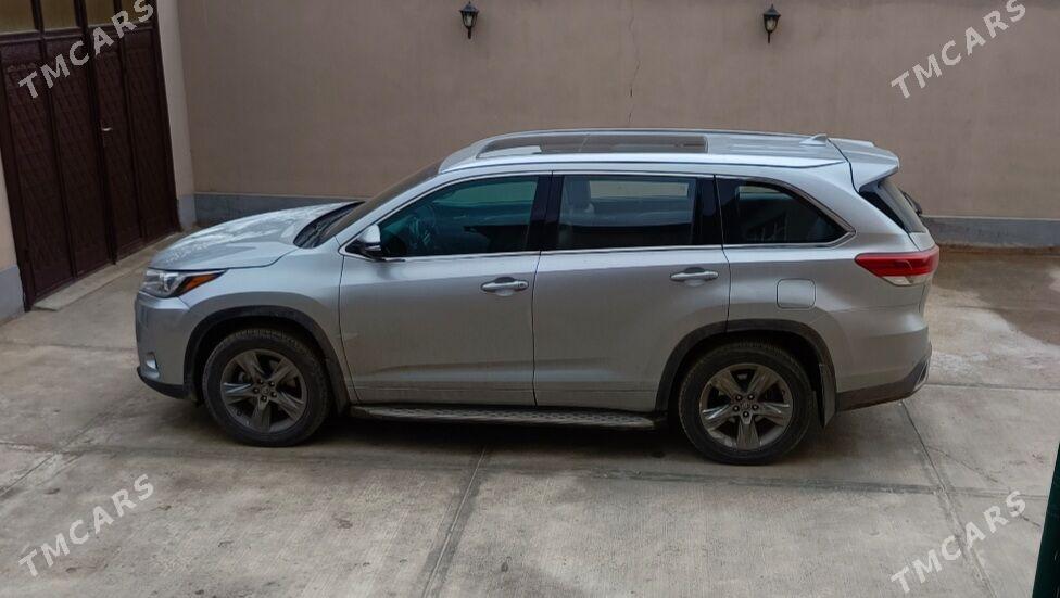 Toyota Highlander 2017 - 450 000 TMT - Daşoguz - img 4