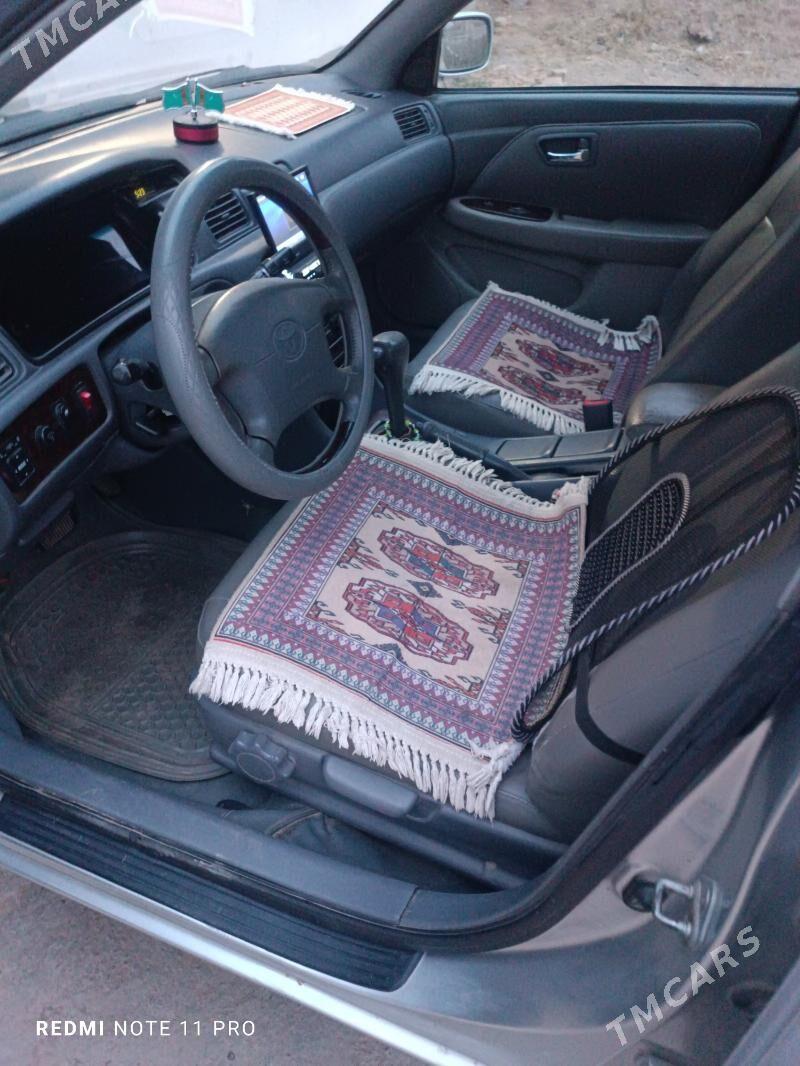 Toyota Camry 2000 - 170 000 TMT - Дянев - img 5