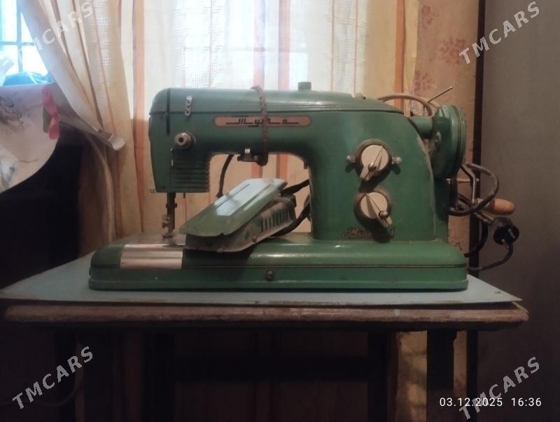 Электрическая швейная машинка - Мургап - img 1