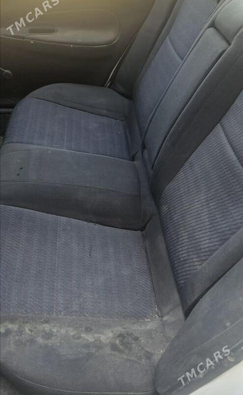 Mazda 323 1994 - 20 000 TMT - Мары - img 4