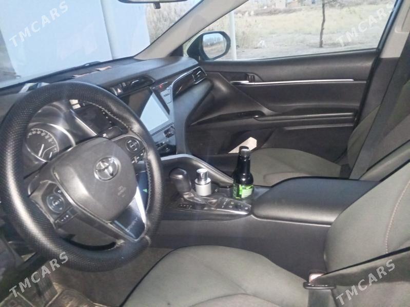 Toyota Camry Hybrid 2020 - 260 000 TMT - Кёнеургенч - img 6