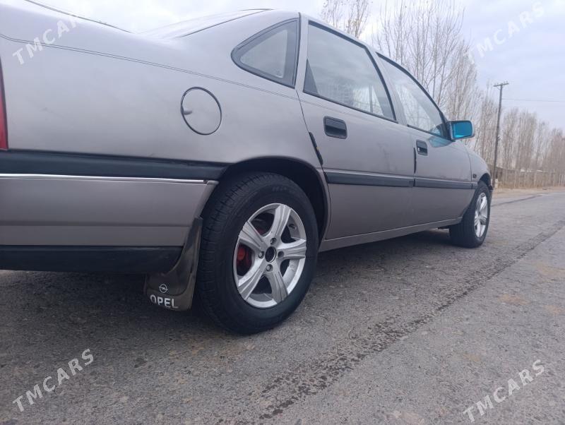 Opel Vectra 1992 - 55 000 TMT - Губадаг - img 6