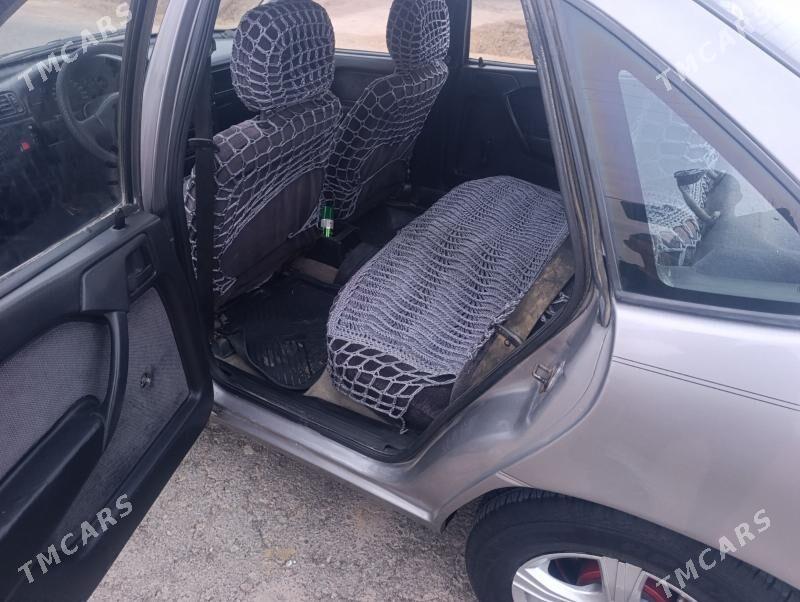 Opel Vectra 1992 - 55 000 TMT - Губадаг - img 4