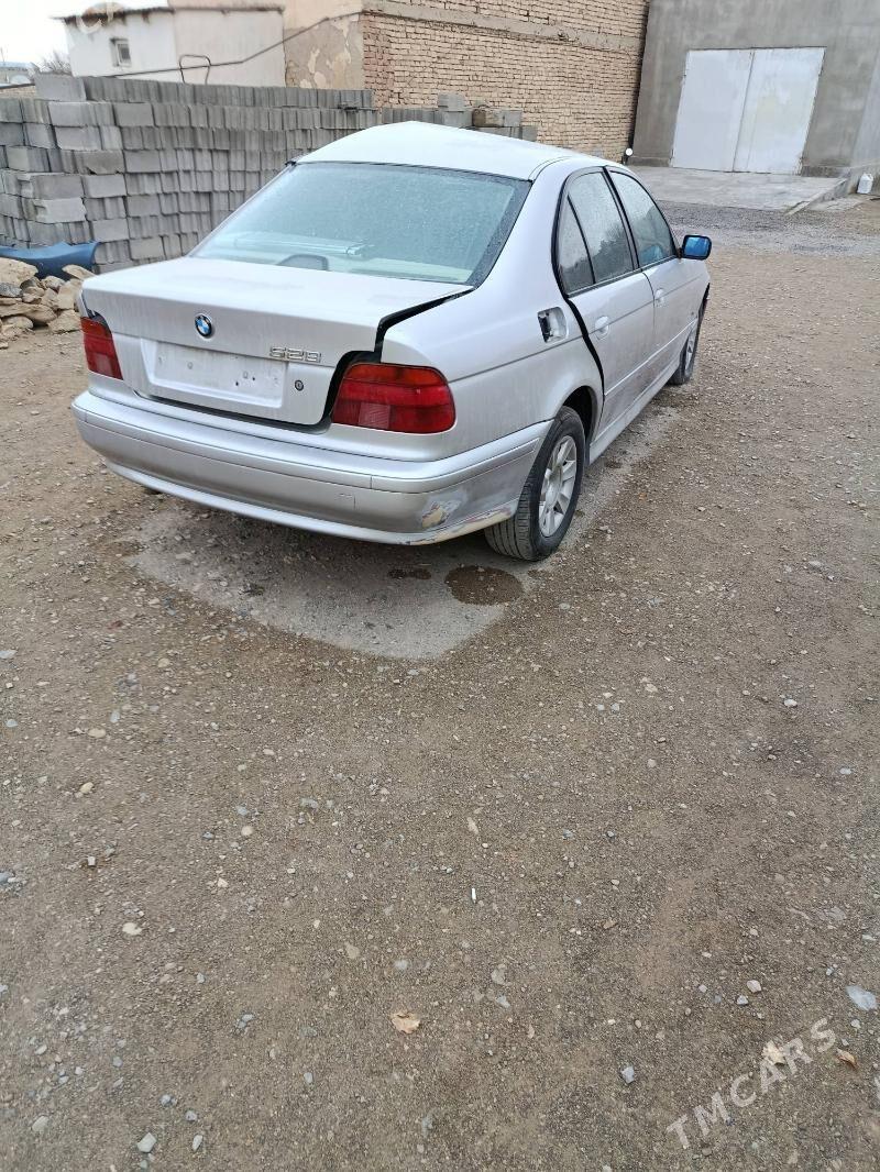 BMW 528 1999 - 40 000 TMT - Гызыларбат - img 5