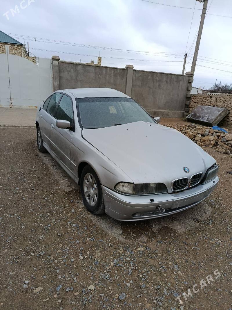 BMW 528 1999 - 40 000 TMT - Гызыларбат - img 4