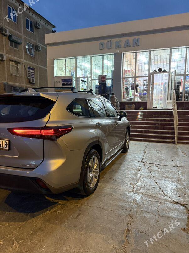 Toyota Highlander 2022 - 580 000 TMT - Türkmenabat - img 3