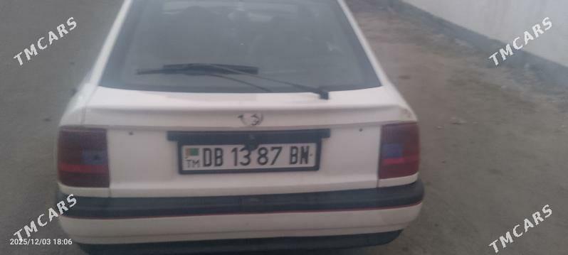 Opel Vectra 1990 - 35 000 TMT - Туркменбаши - img 2