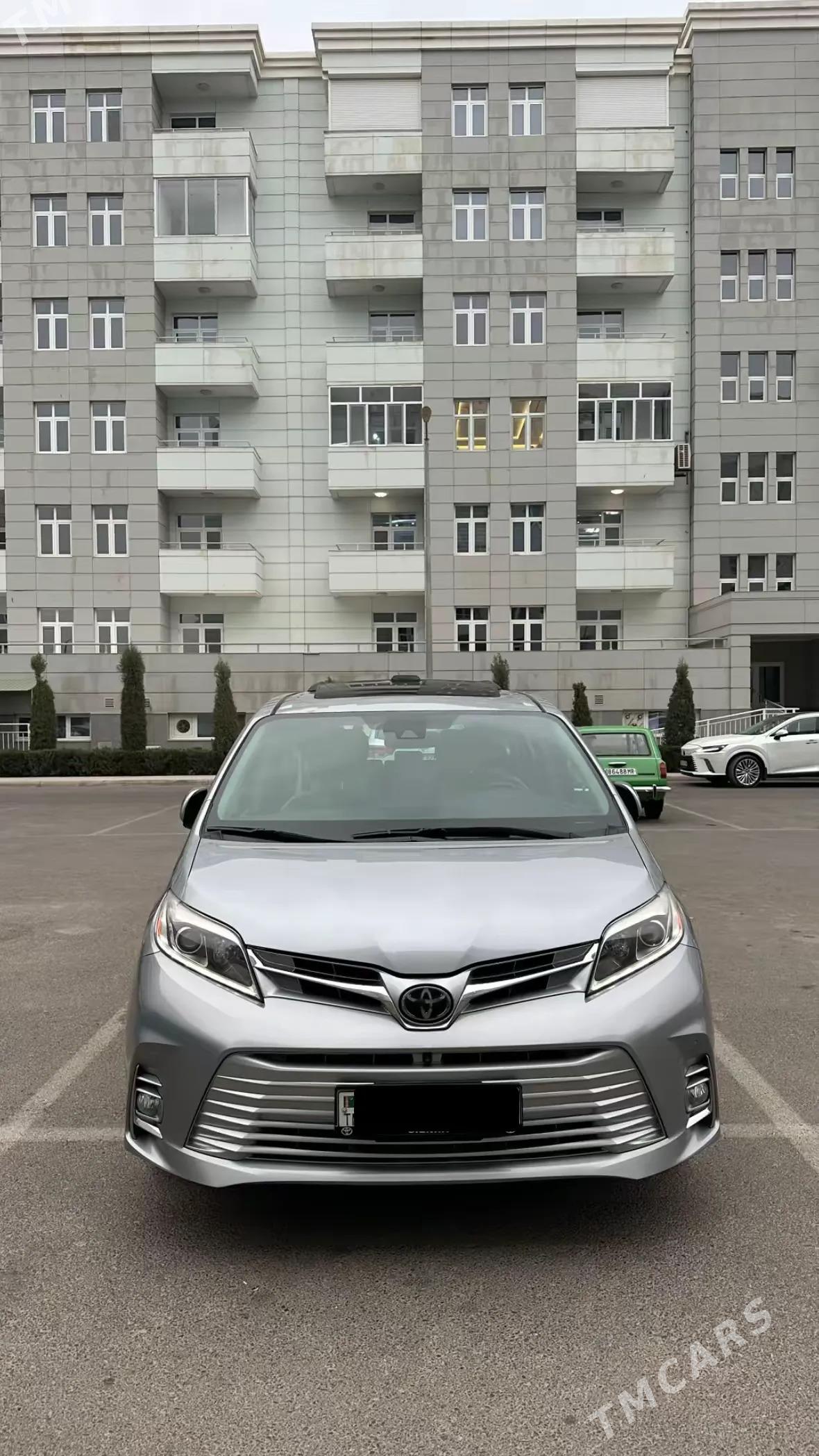 Toyota Sienna 2018 - 561 450 TMT - Mary - img 1