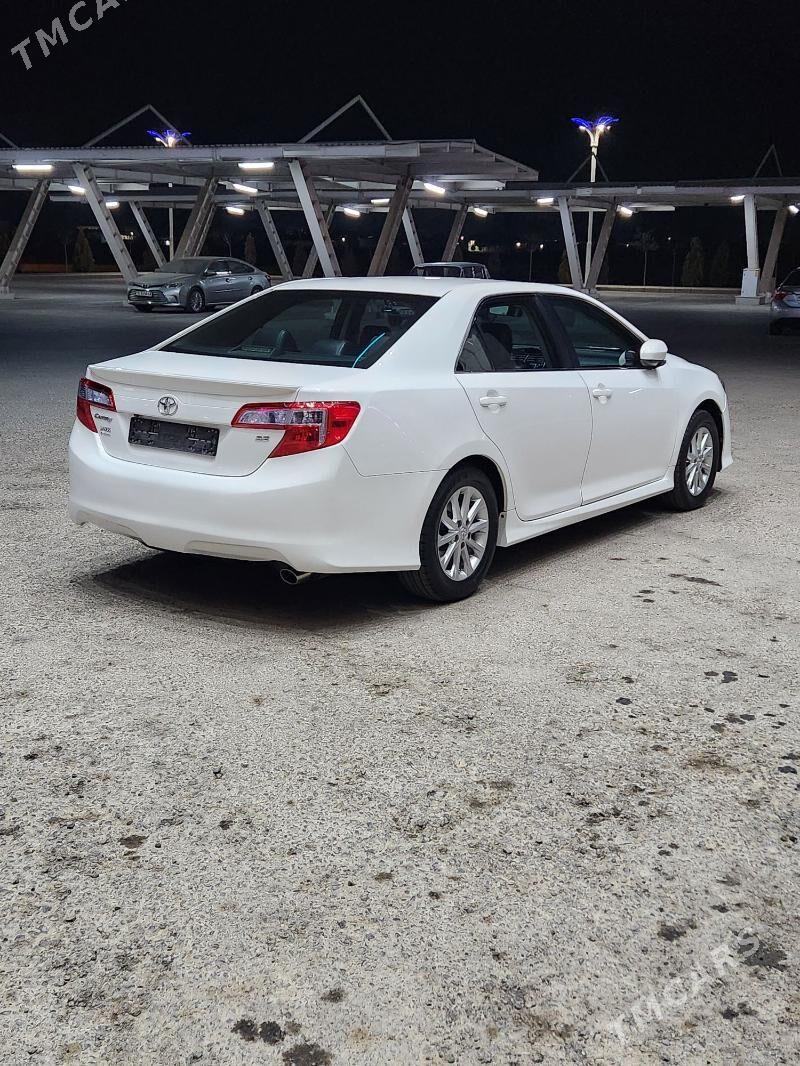 Toyota Camry 2012 - 258 000 TMT - Çärjew - img 3