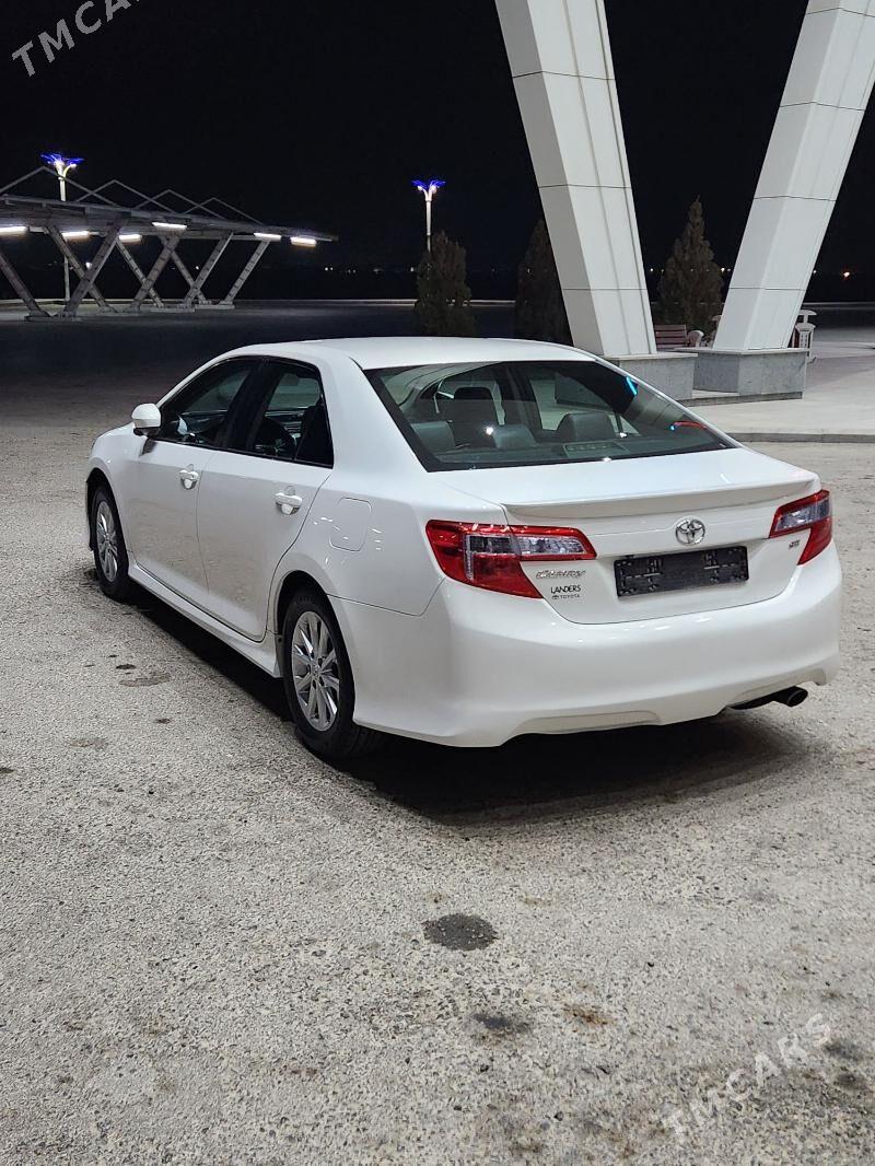 Toyota Camry 2012 - 258 000 TMT - Çärjew - img 4