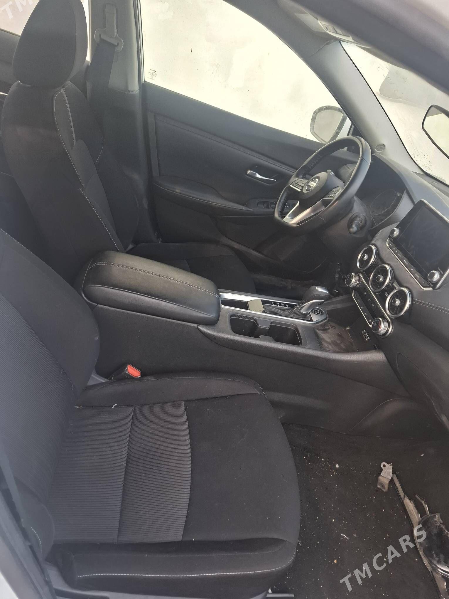 Nissan Sentra 2022 - 195 000 TMT - Bedew - img 4