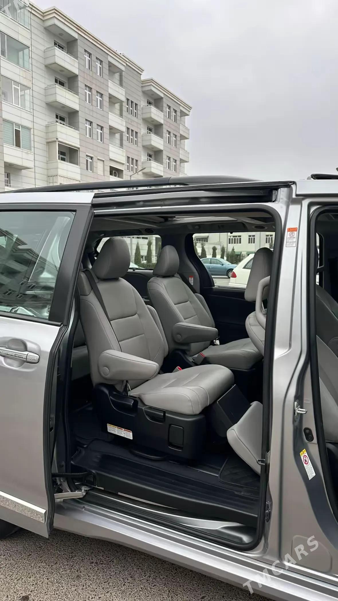 Toyota Sienna 2018 - 561 450 TMT - Mary - img 5