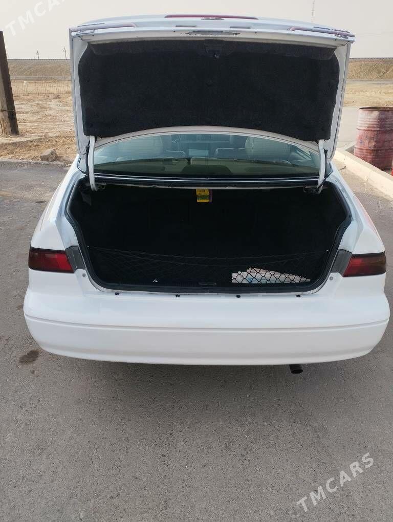 Toyota Camry 1999 - 160 000 TMT - Дарганата - img 7