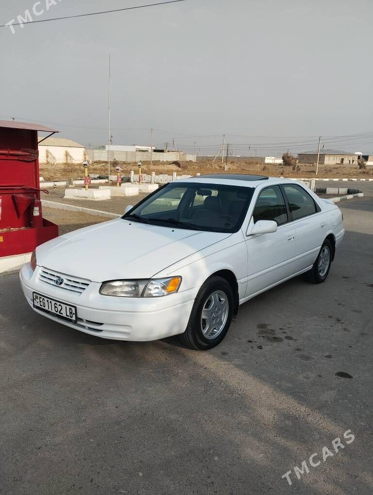 Toyota Camry 1999 - 160 000 TMT - Дарганата - img 2