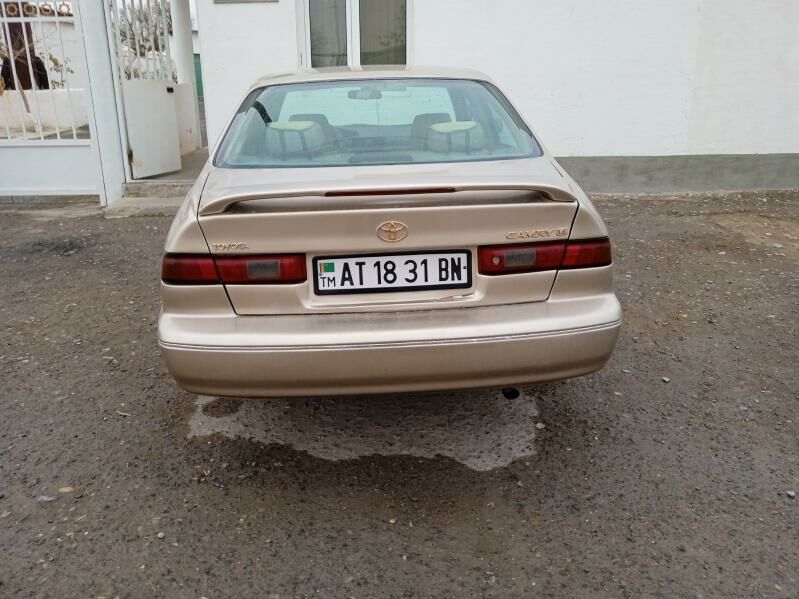 Toyota Camry 1998 - 130 000 TMT - Гызыларбат - img 2