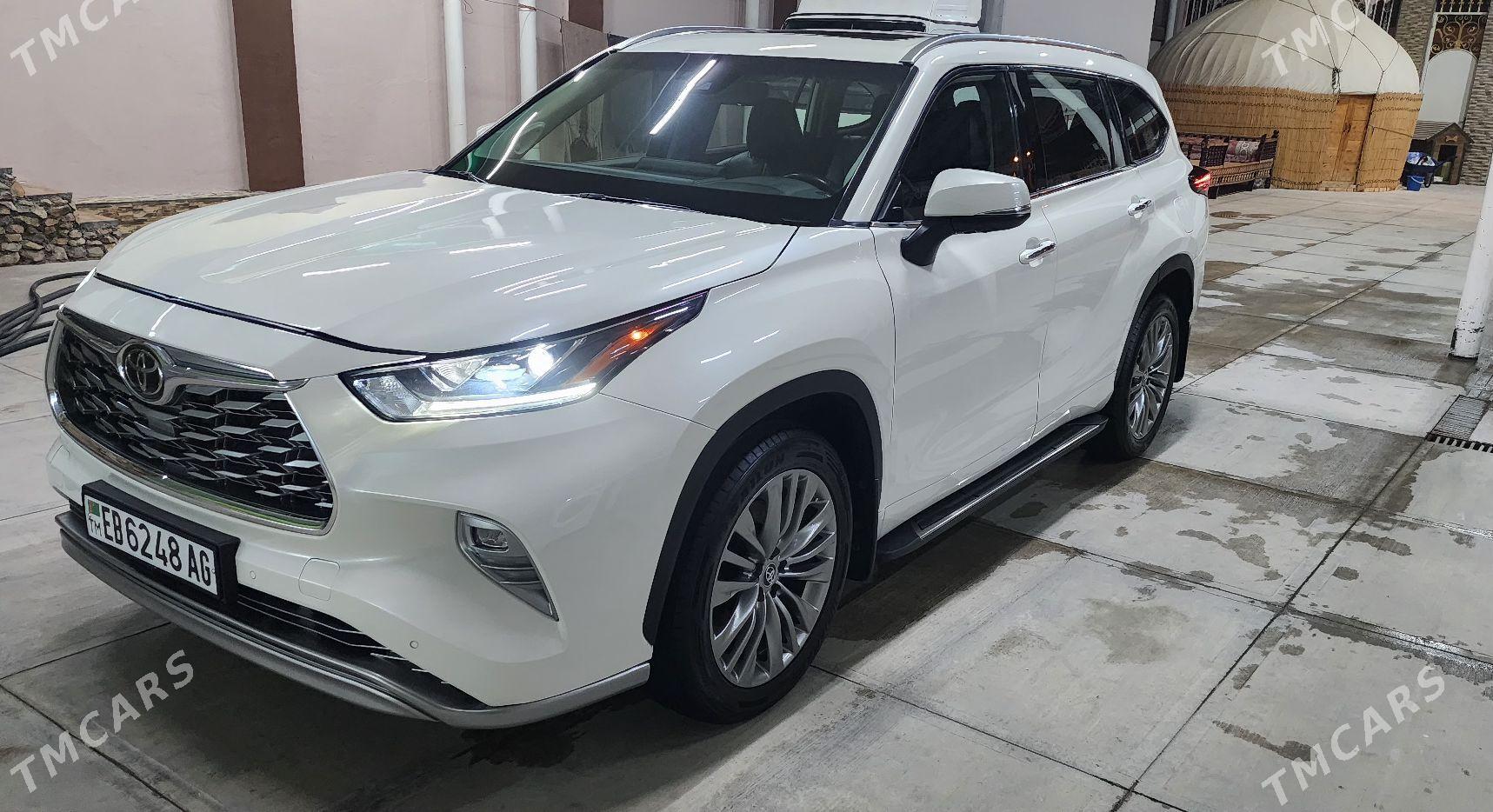 Toyota Highlander 2021 - 555 000 TMT - Ашхабад - img 2