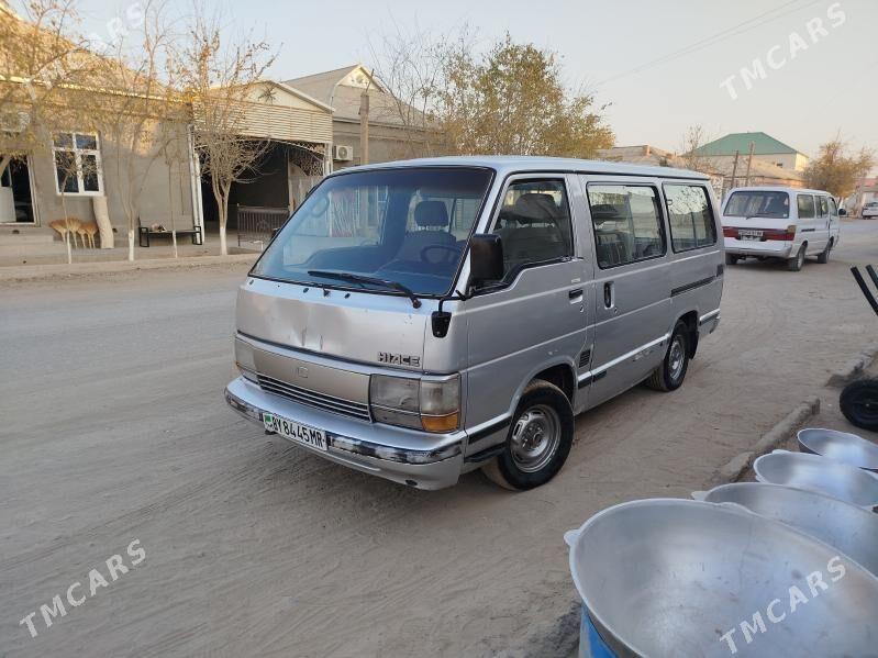 Toyota Hiace 1988 - 55 000 TMT - Мургап - img 4