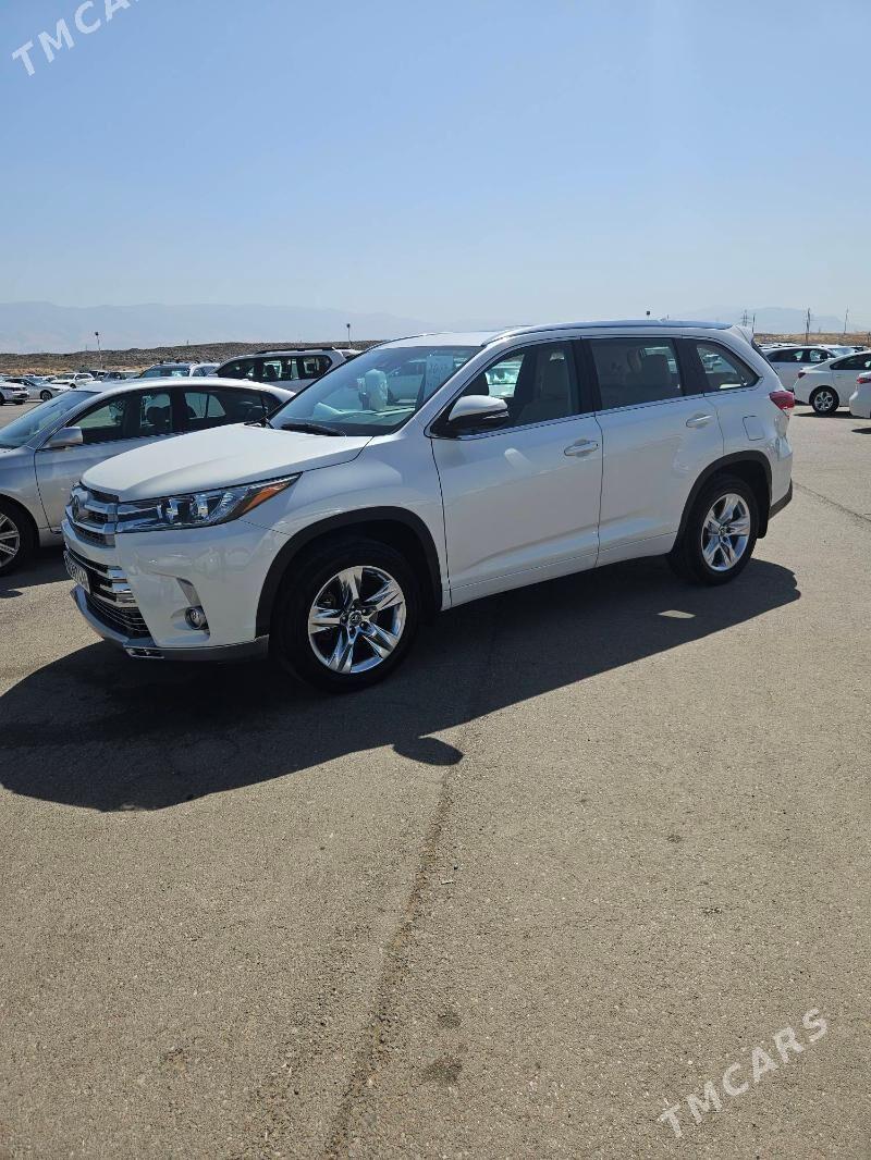 Toyota Highlander 2019 - 550 000 TMT - "Altyn Asyr" Gündogar bazary (Jygyllyk) - img 2