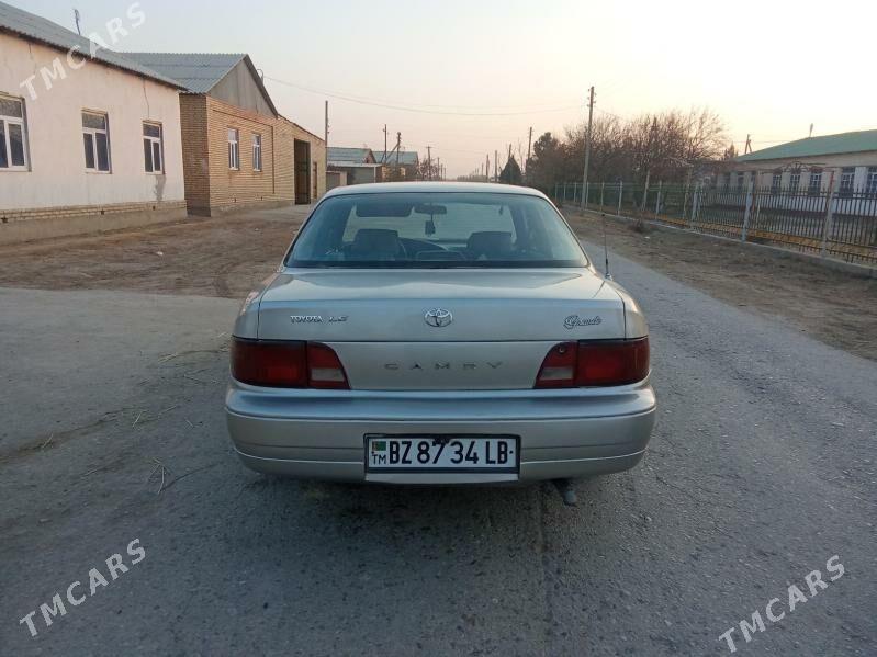 Toyota Camry 1996 - 90 000 TMT - Сакар - img 3