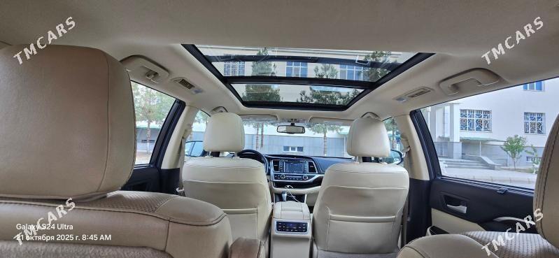 Toyota Highlander 2016 - 520 000 TMT - Ак-Бугдайский этрап - img 7
