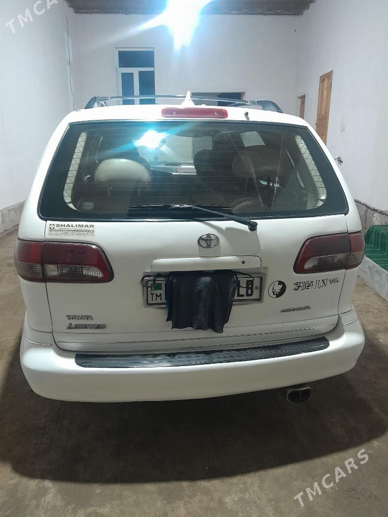 Toyota Sienna 2000 - 200 000 TMT - Дянев - img 3