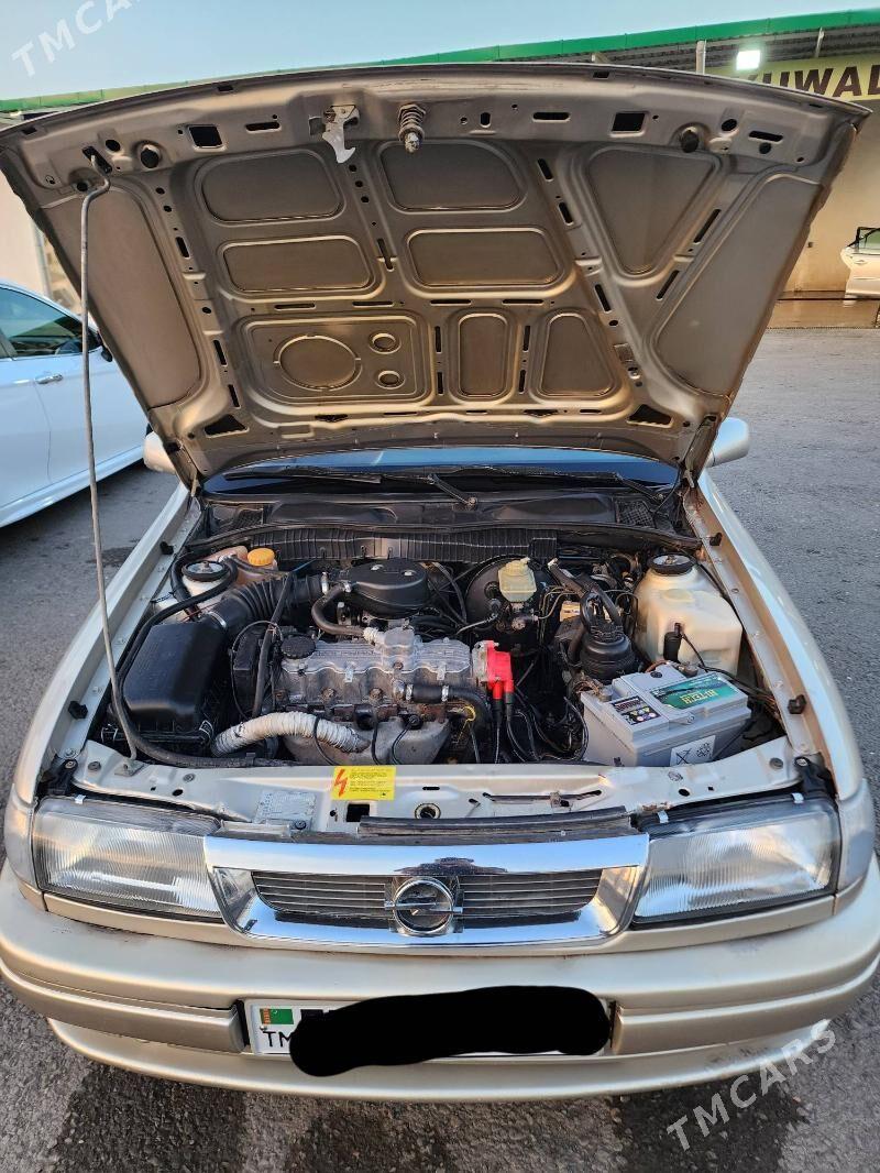 Opel Vectra 1992 - 50 000 TMT - Теджен - img 3