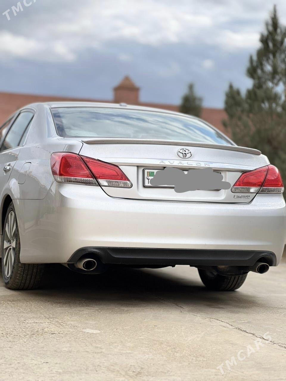 Toyota Avalon 2010 - 330 000 TMT - Хазар - img 2