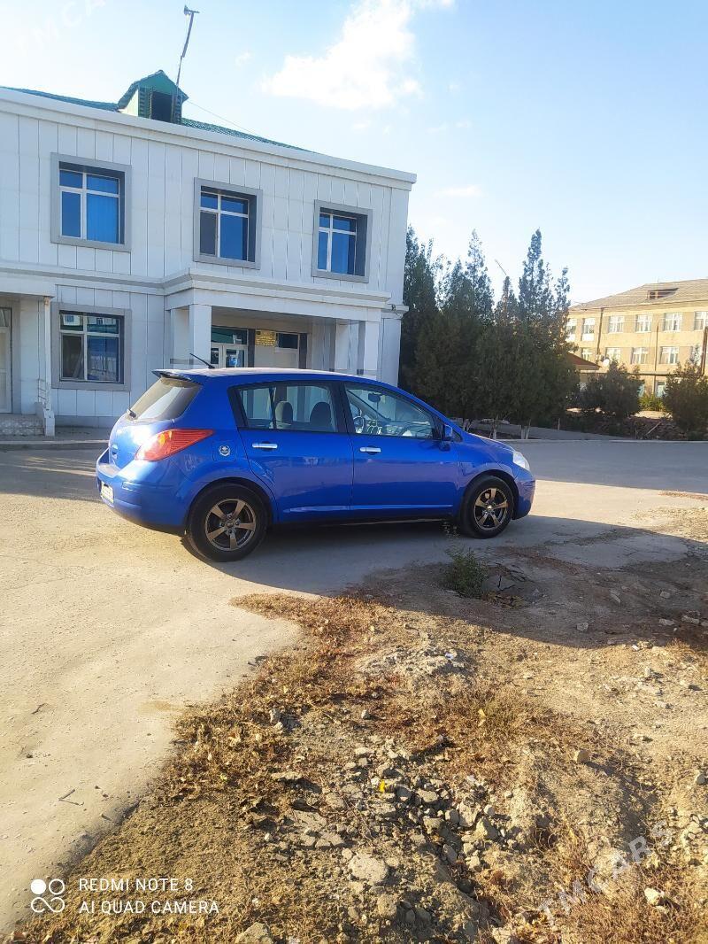 Nissan Versa 2011 - 114 000 TMT - Дашогуз - img 8