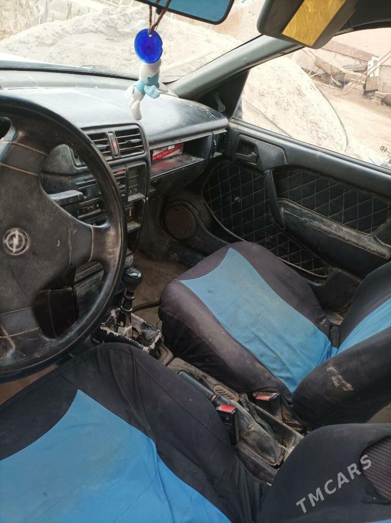 Opel Vectra 1991 - 28 000 TMT - Кёнеургенч - img 4