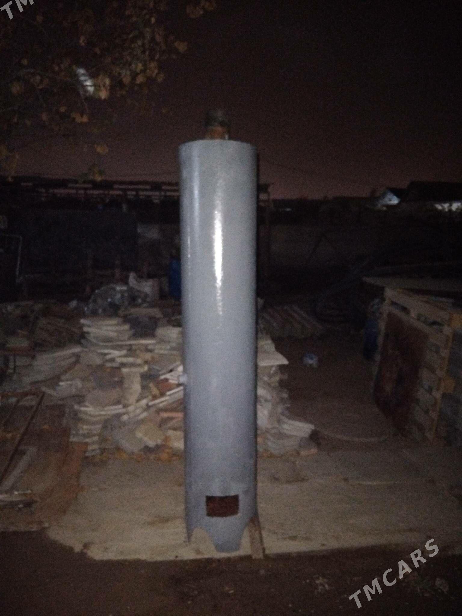 Titan - Büzmeýin - img 1