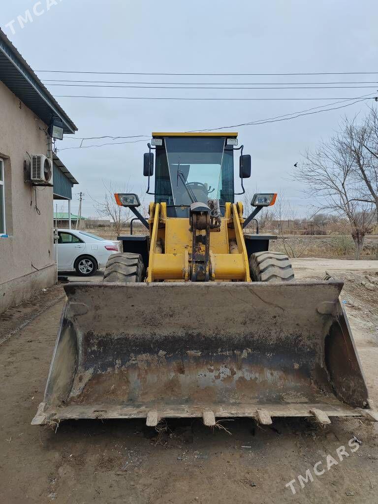 XCMG LW300F 2009 - 320 000 TMT - етр. Туркменбаши - img 6