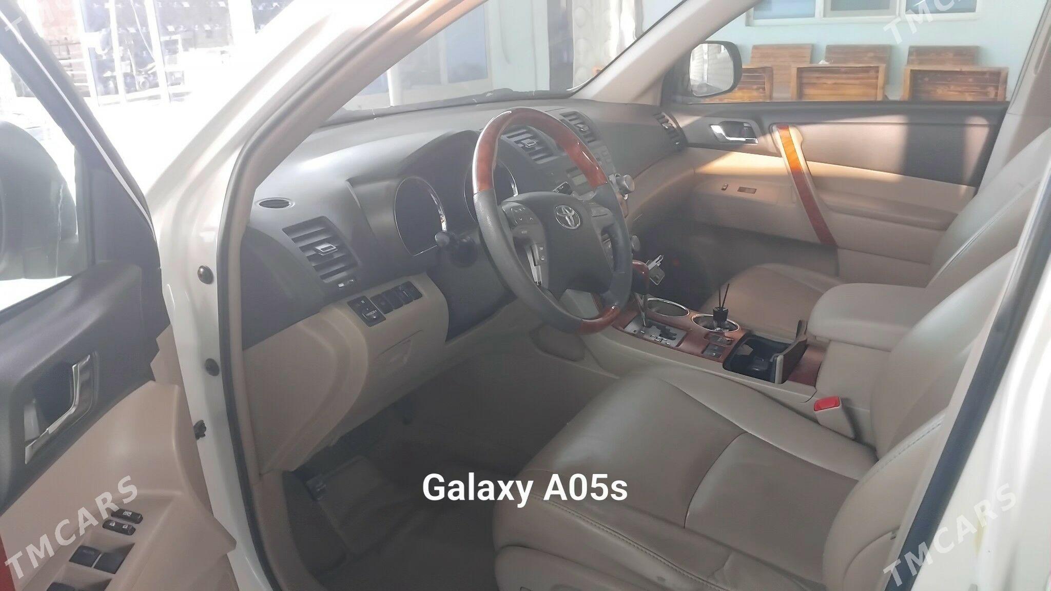 Toyota Highlander 2010 - 340 000 TMT - Ашхабад - img 3