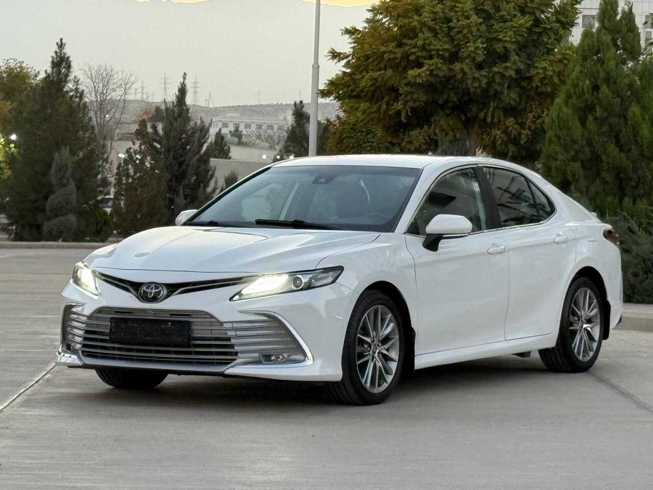 Toyota Camry 2022 - 338 000 TMT - Ашхабад - img 3