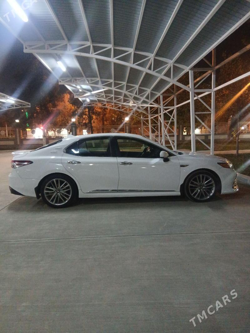 Toyota Camry 2018 - 255 000 TMT - Ашхабад - img 3