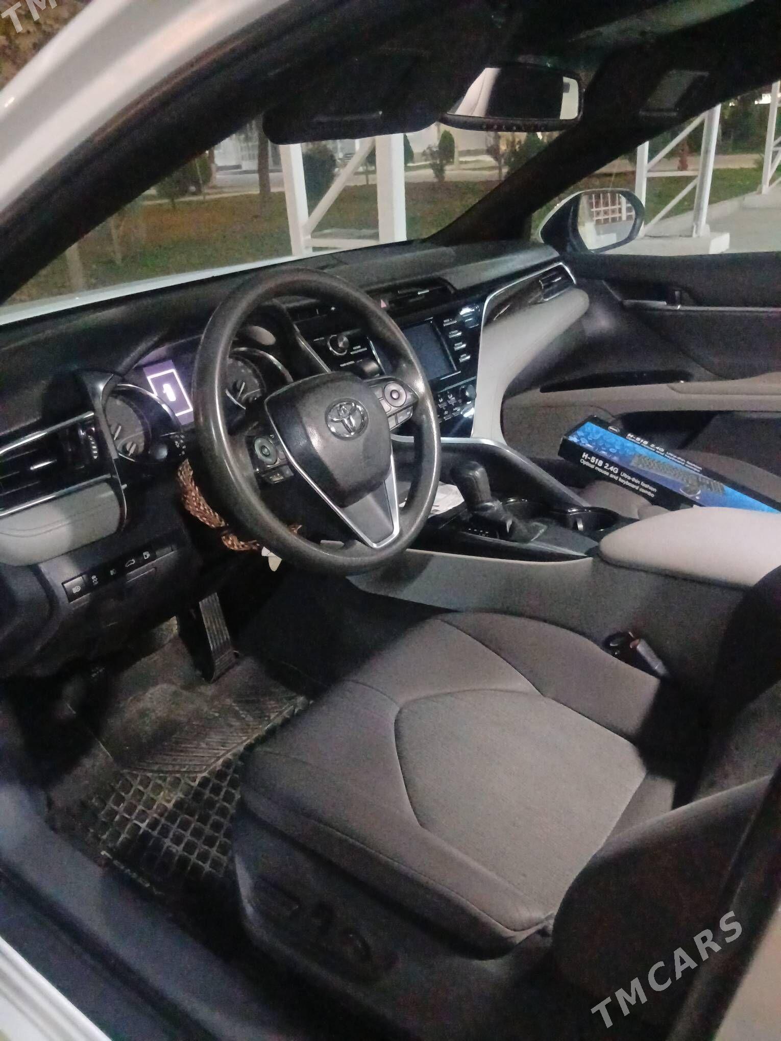 Toyota Camry 2018 - 255 000 TMT - Ашхабад - img 6