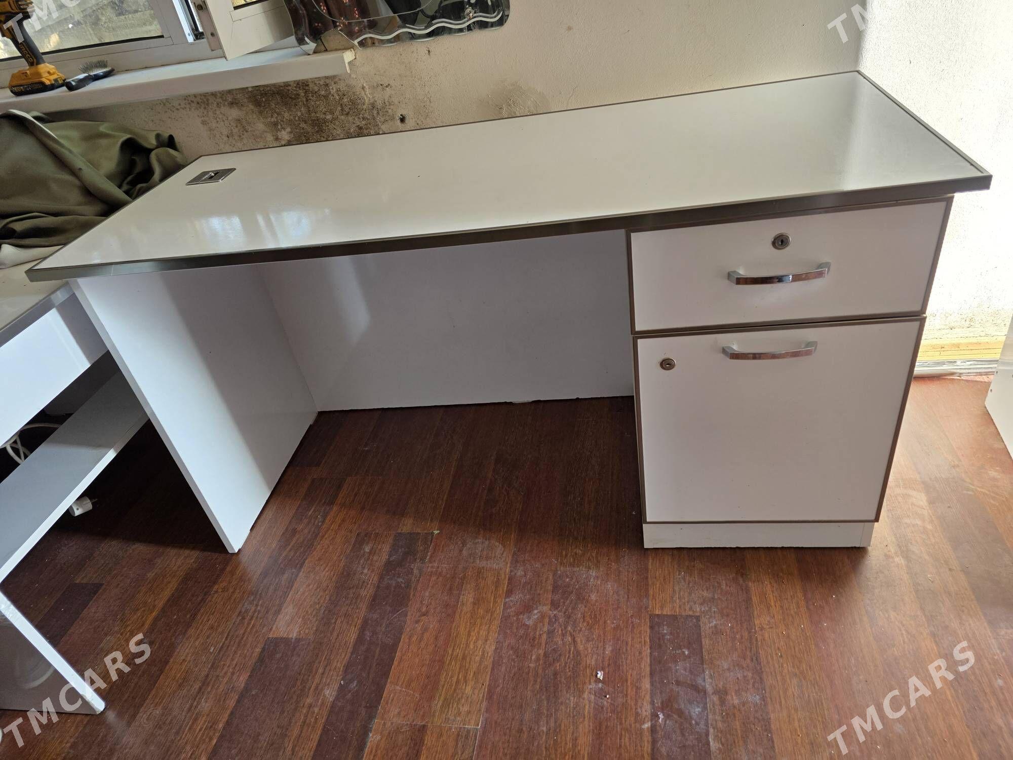 stol стол - Бедев - img 1